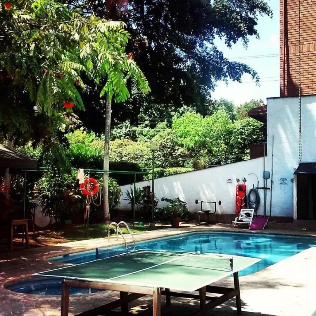 Pitstop Guest House