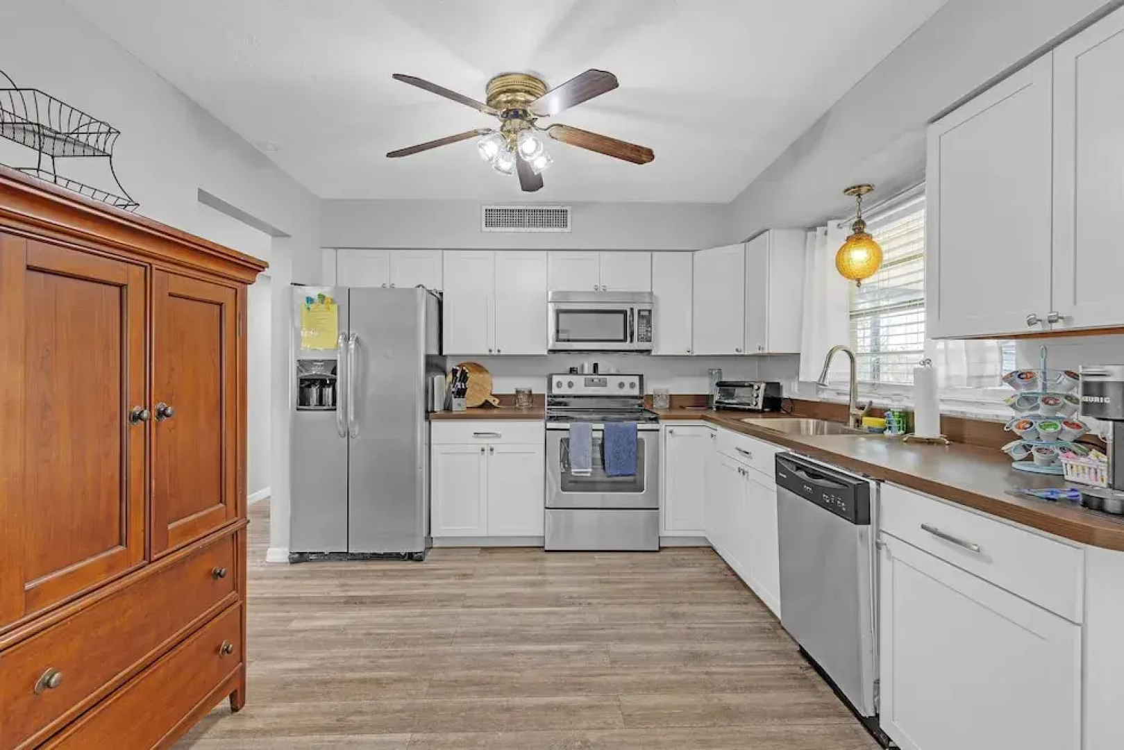 Waterfront Retreat W/ Canal Access 3 Bedroom Home