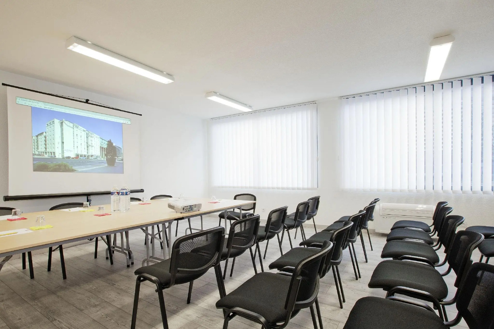 Séjours & Affaires Lyon Saint-Nicolas