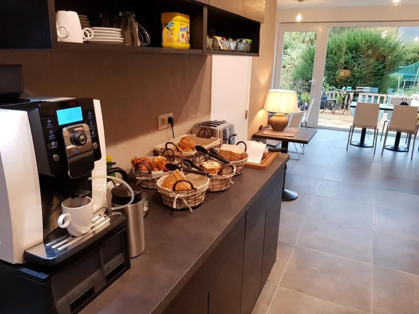 Lavan Bed and Breakfast