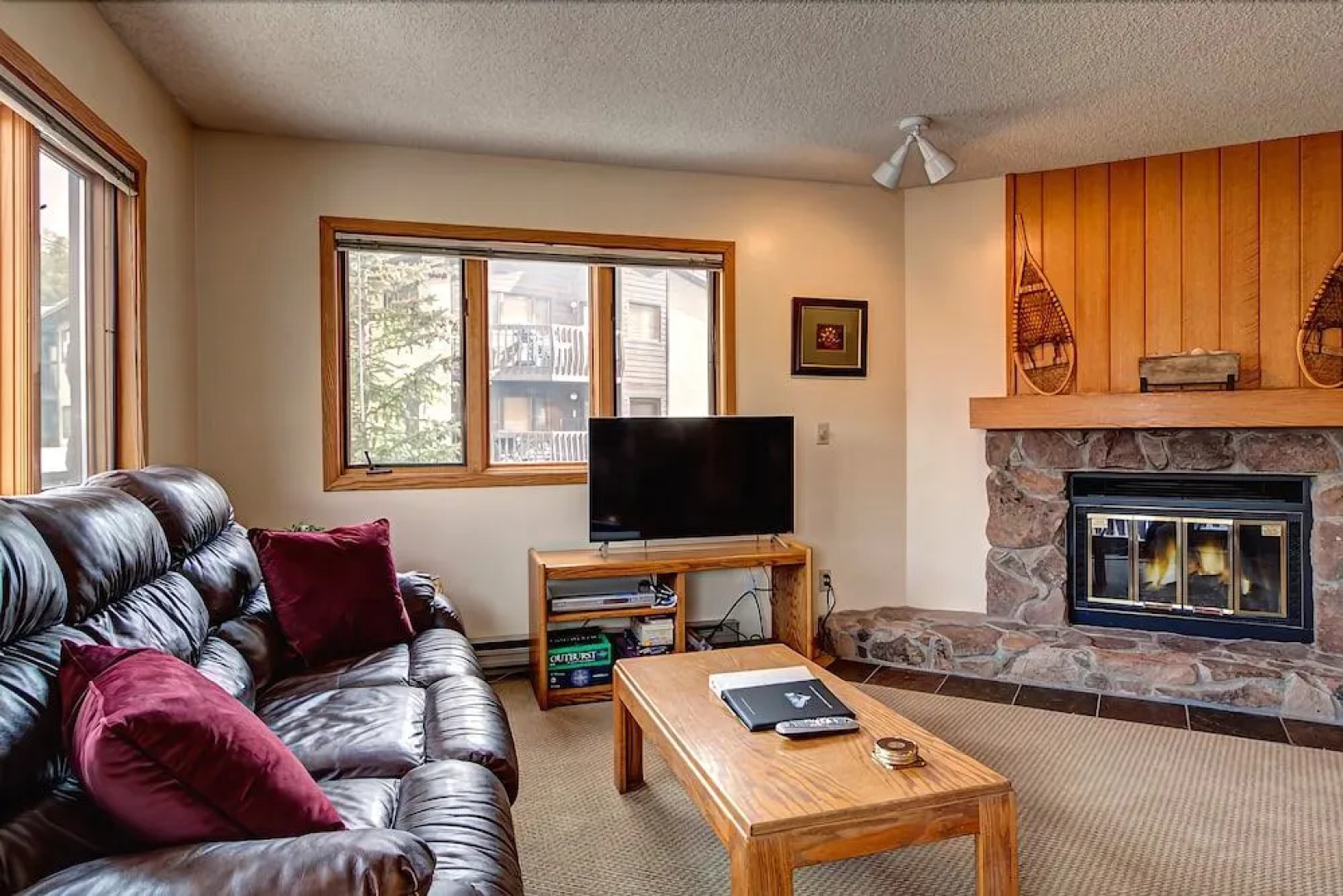 Woods Manor Condo