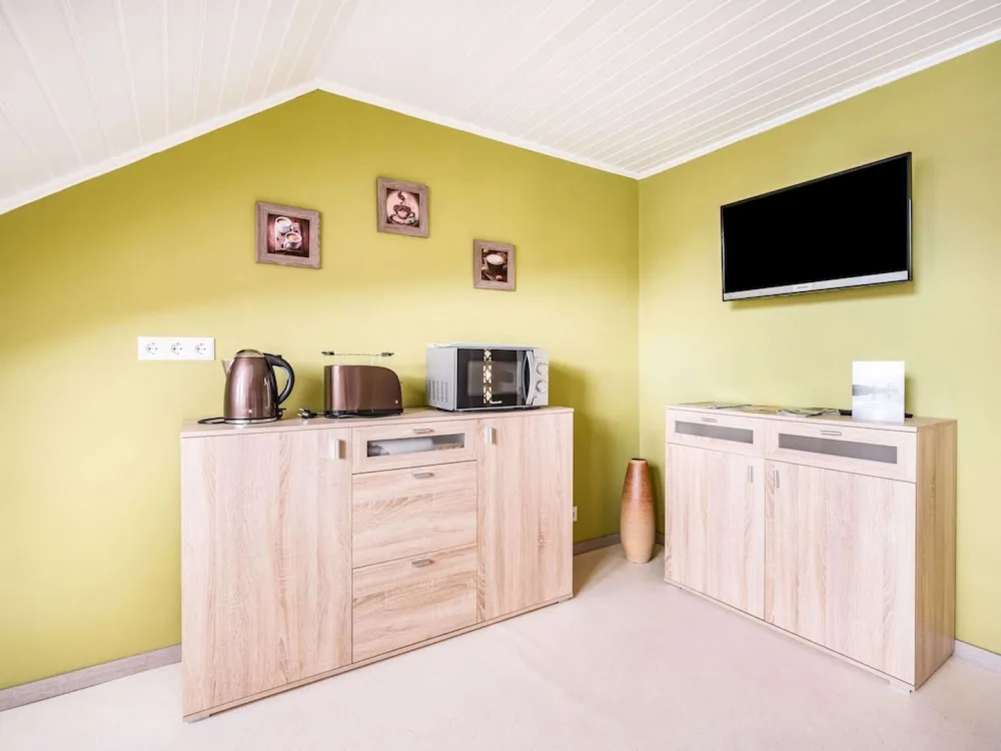 Alluring Holiday Home in Ernst With Balcony