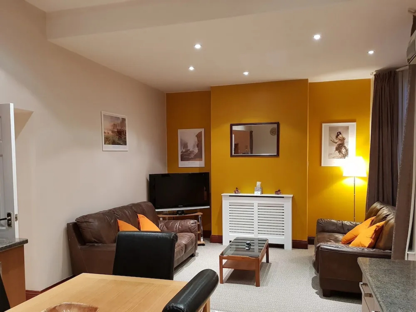 Atlantis Holiday Home