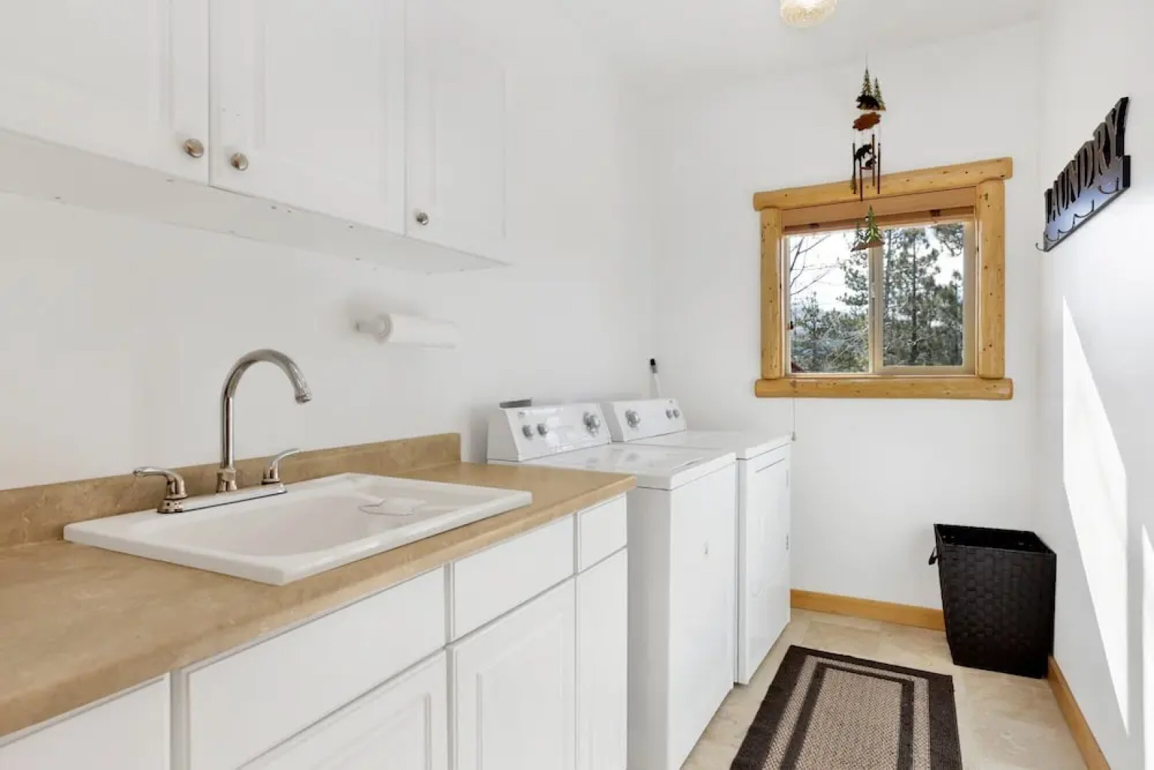 Cozy Lakeview Hideaway #2261