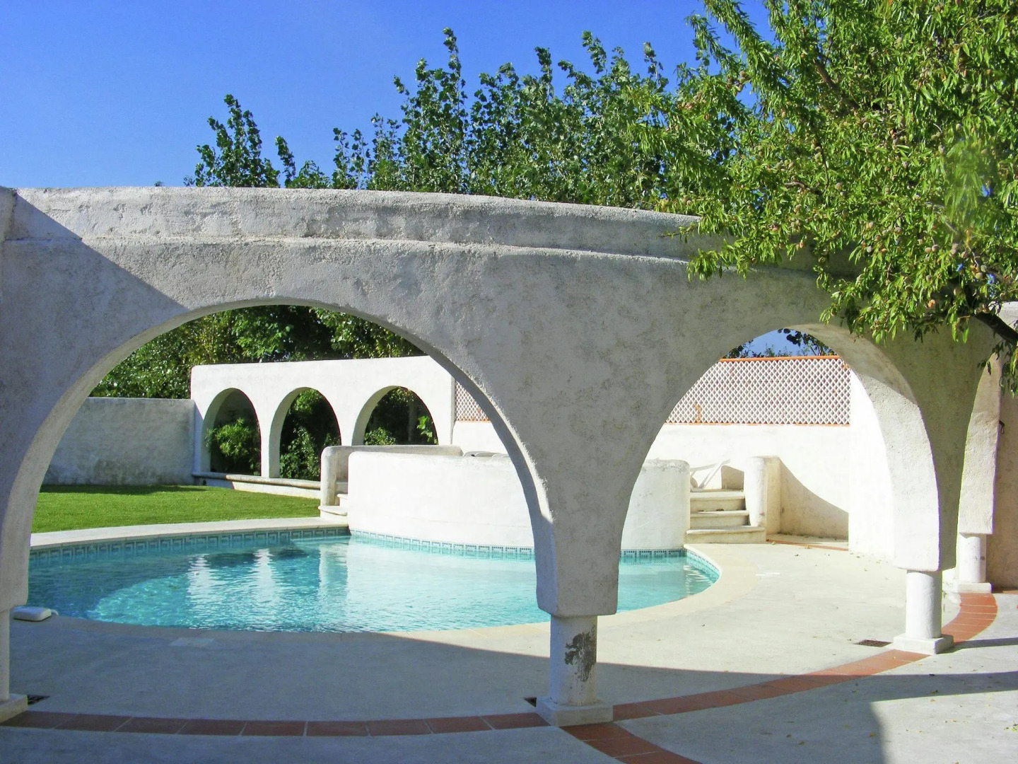 very comfortable house, located between Raissac and Canet d'Aude