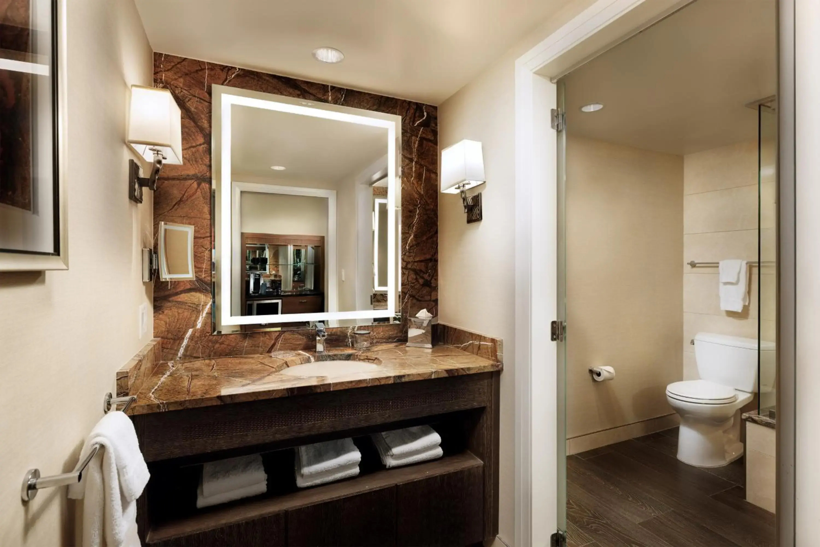 Little America Flagstaff