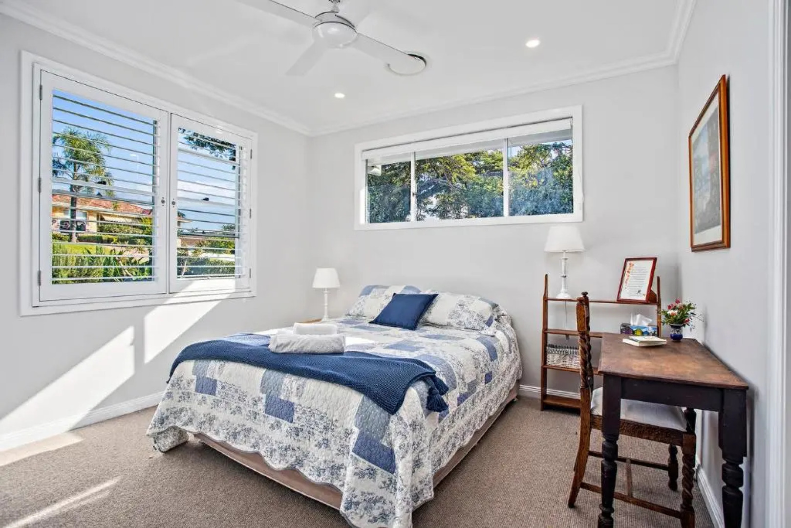 Jetty Splendour Guest Bedroom with Bathroom en-suite B'nB