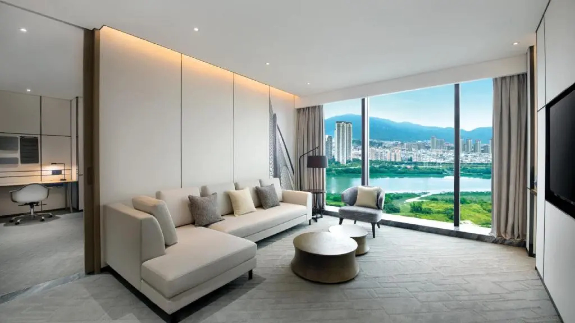 Crowne Plaza QUANZHOU RIVERVIEW by IHG