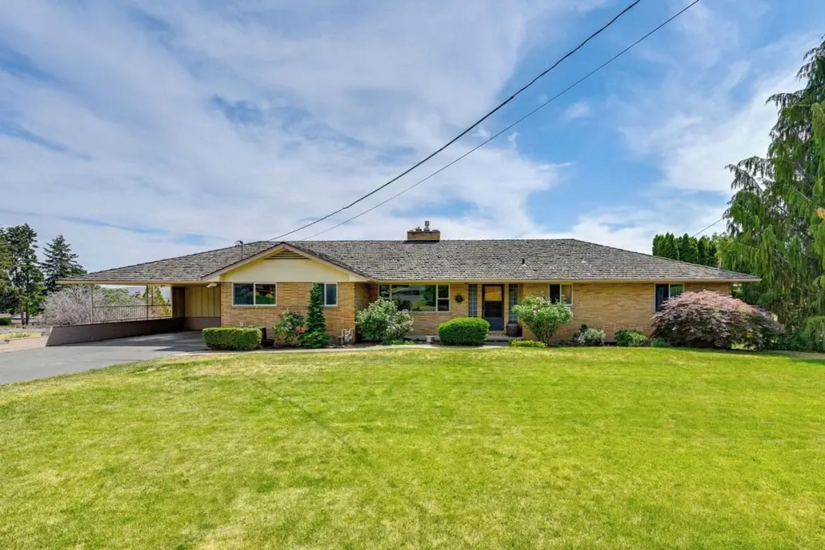 Family-friendly Yakima Escape w/ Yard & Pool!