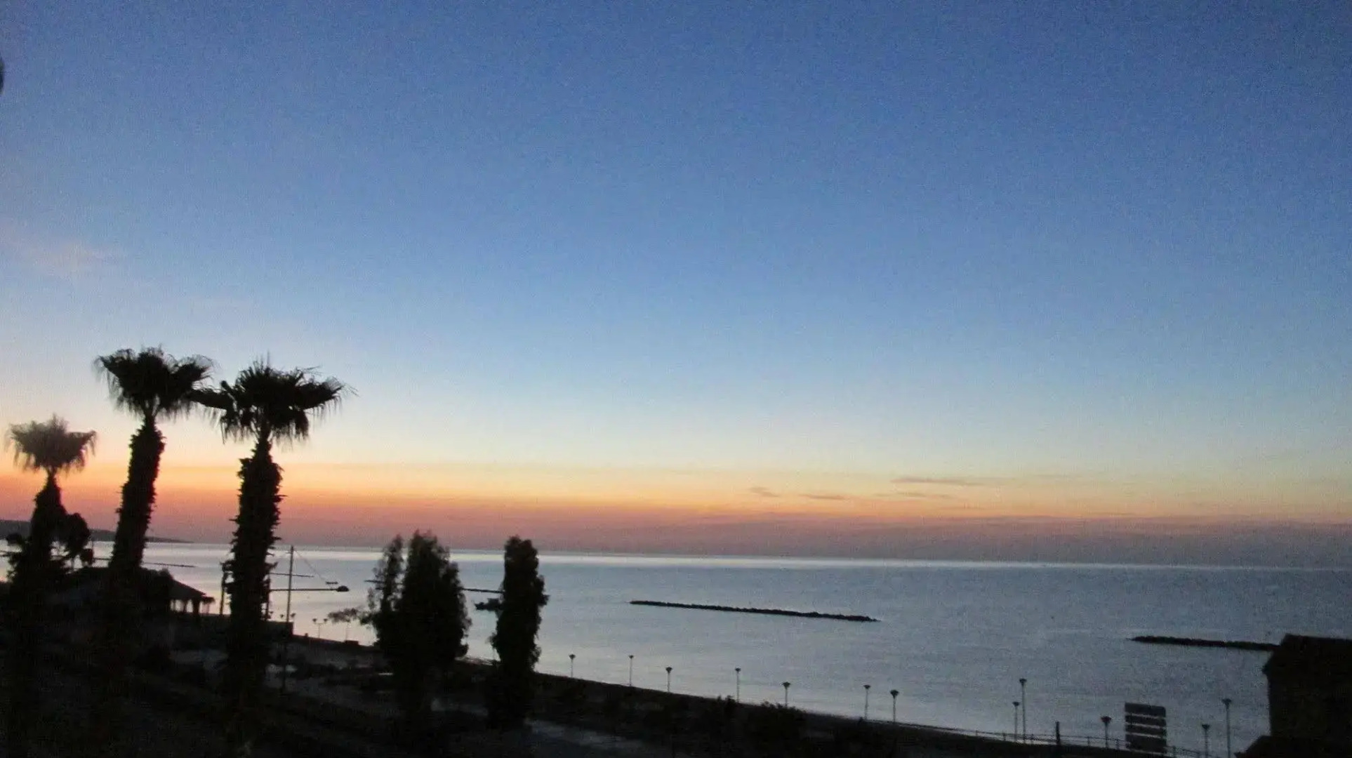 Pigeon Beach Hotel Apartments