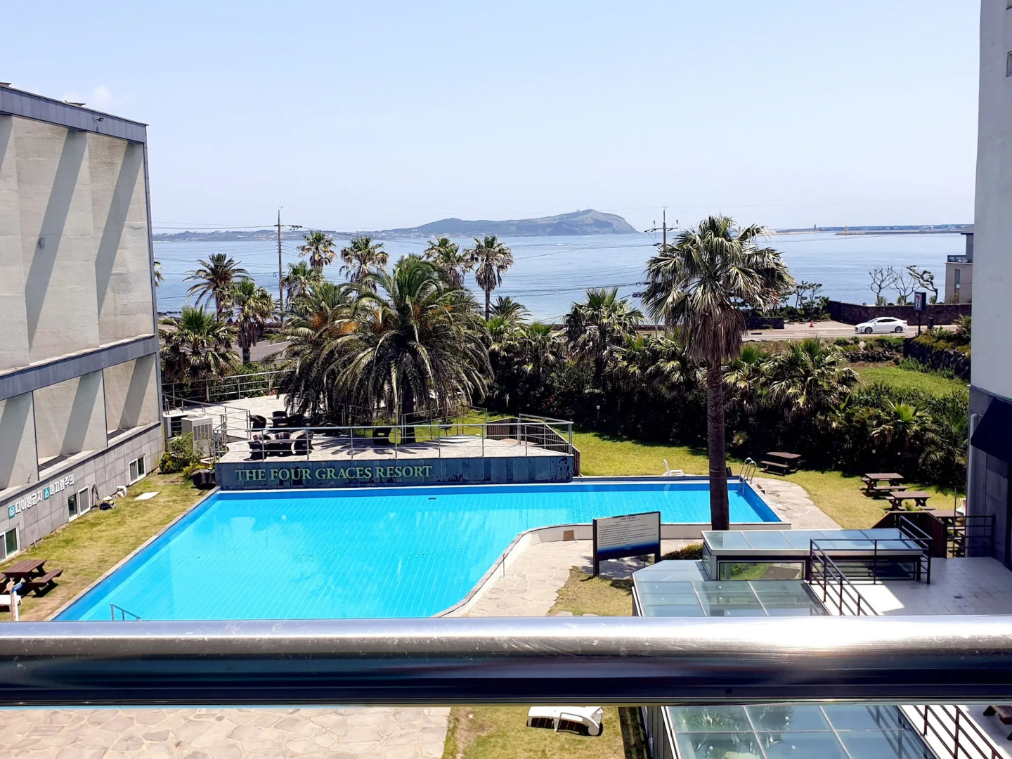 The Four Graces Resort