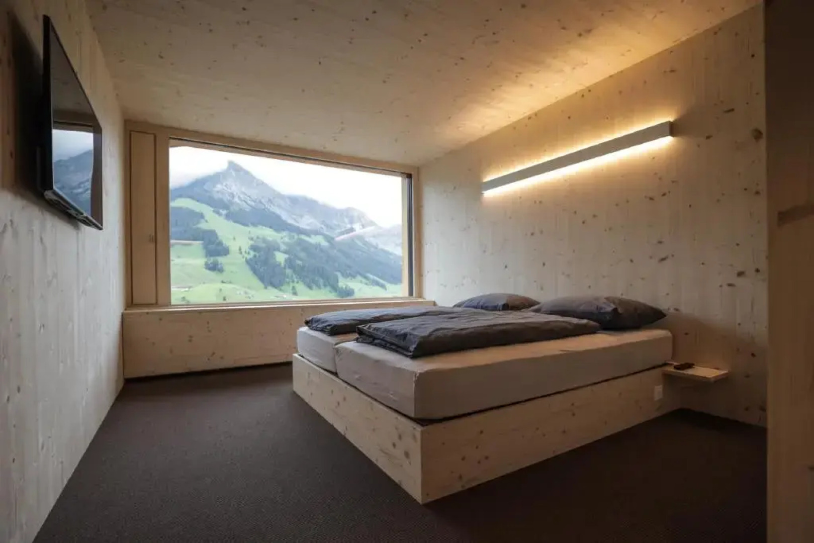 Alpenrose Adelboden Guest House