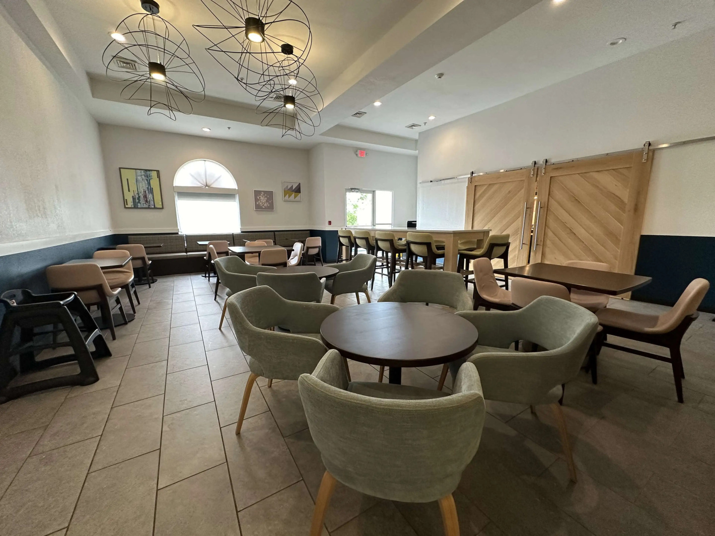 Holiday Inn Express WATERTOWN