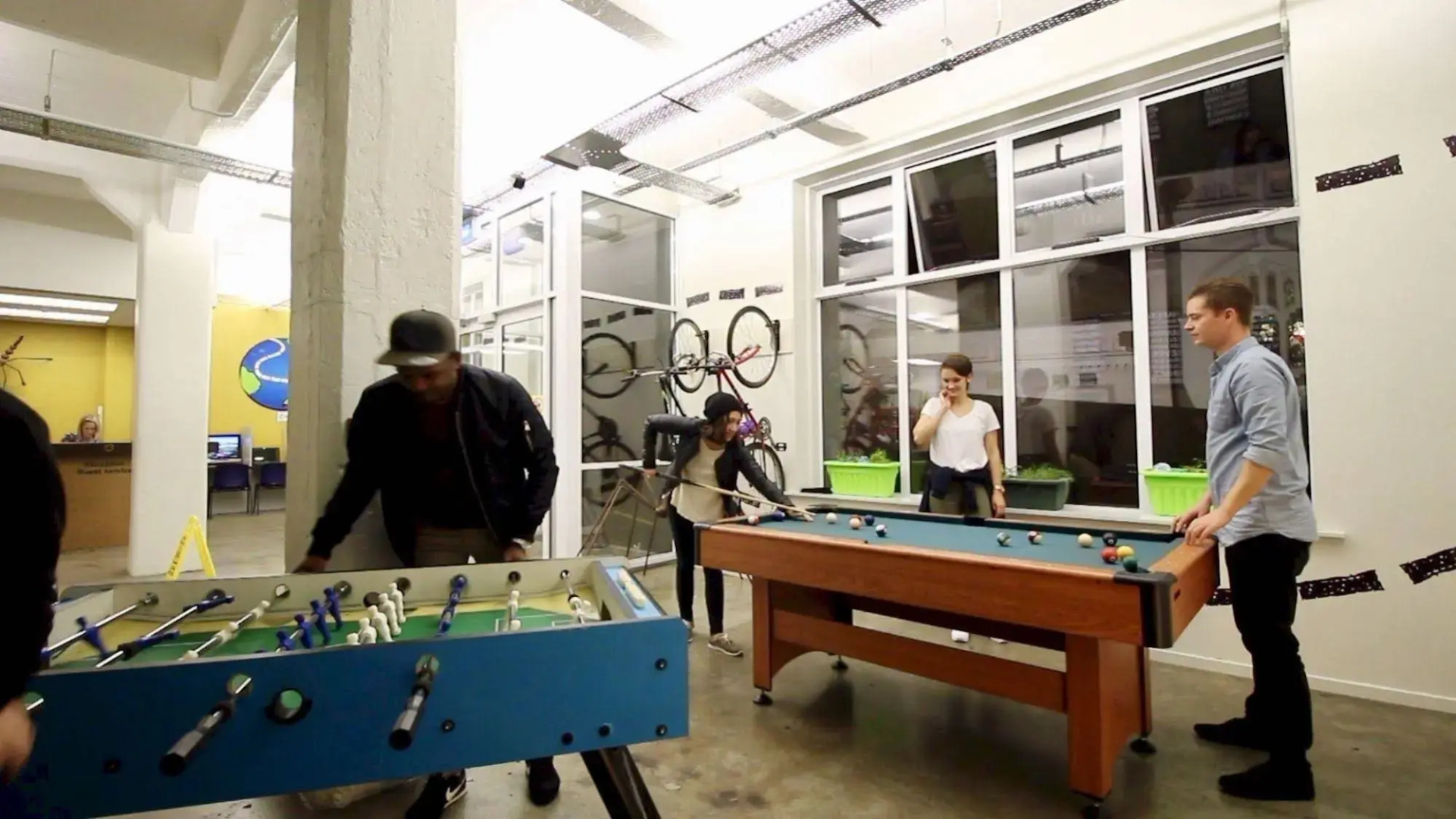 Trek Global Backpackers