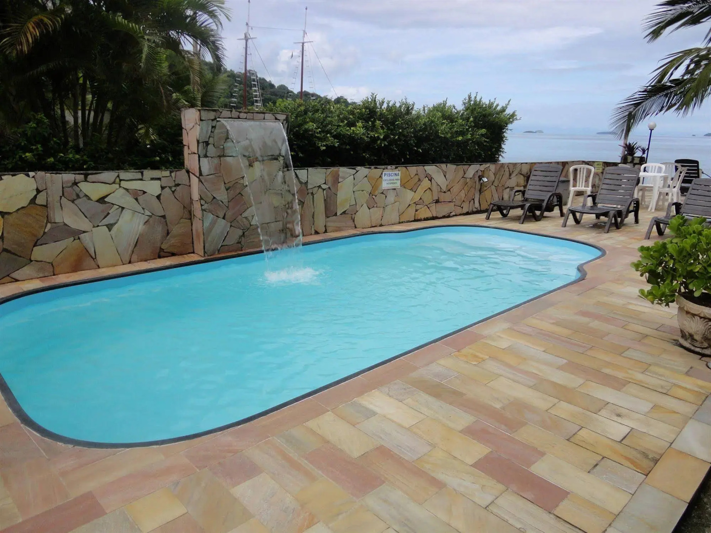 Pousada dos Golfinhos