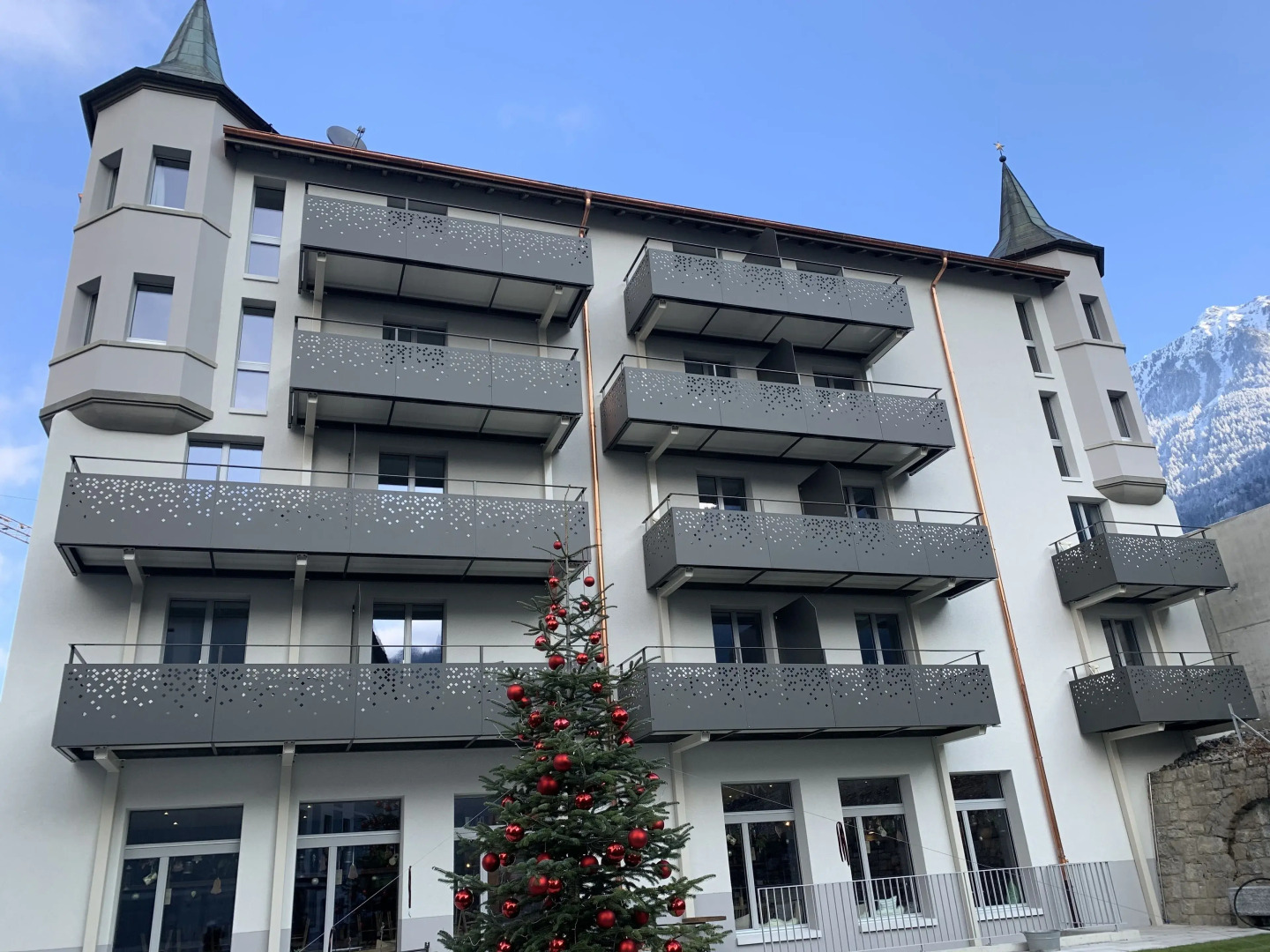 Emma's Hotel - Bed & Breakfast Self Check-in Hotel