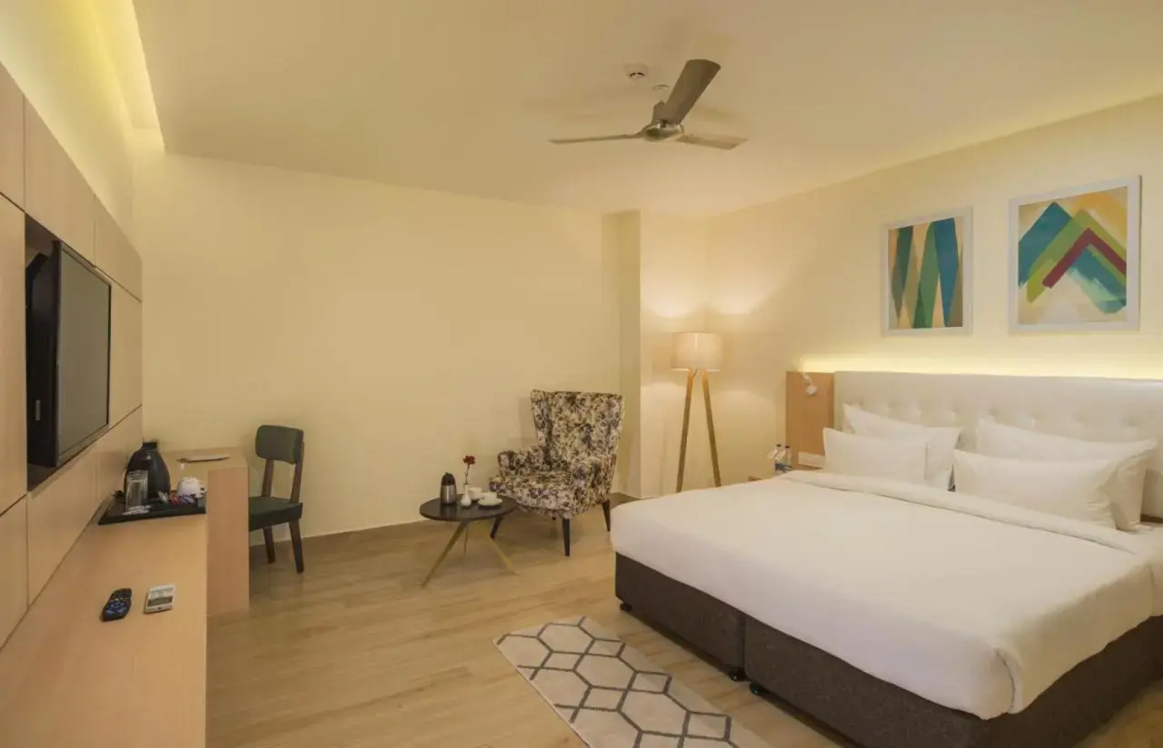 10 Park Street Hotel & Banquets