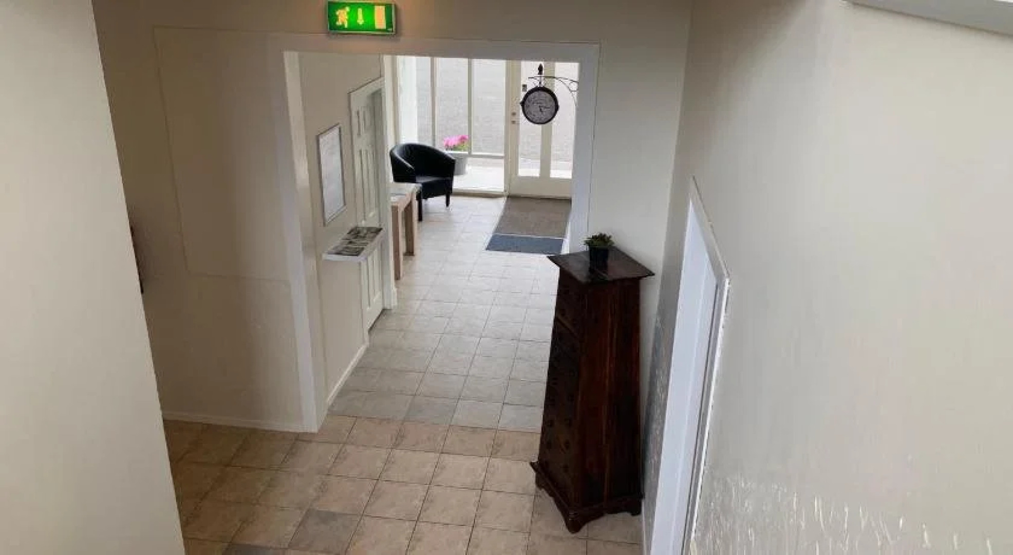 Отель Hlín Guesthouse