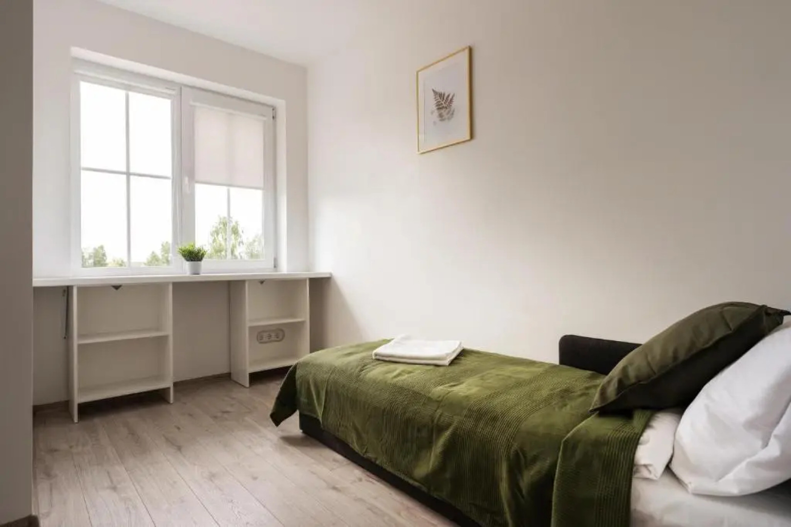 Between two lakes - 2 House