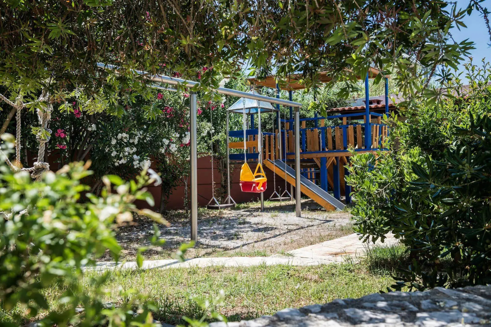 Daphnis Villas