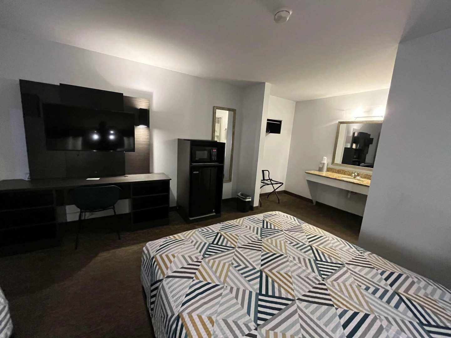 Motel 6 Junction, Texas - Llano River