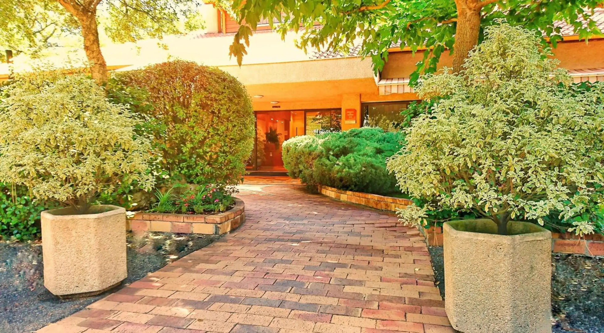 Résidence Hôtelière les Acanthes