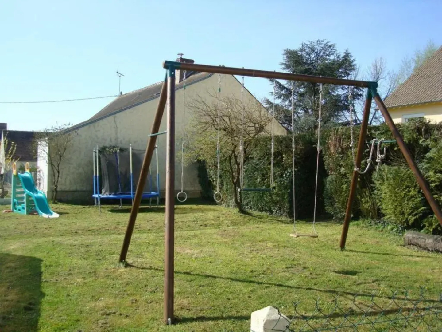 Gîte Dhuizon, 4 pièces, 6 personnes - FR-1-491-204