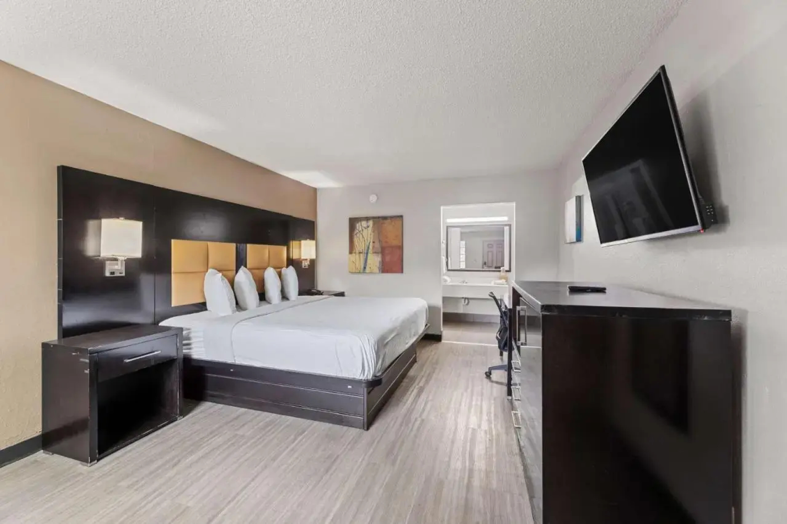 Best Western Mid-Cities Inn