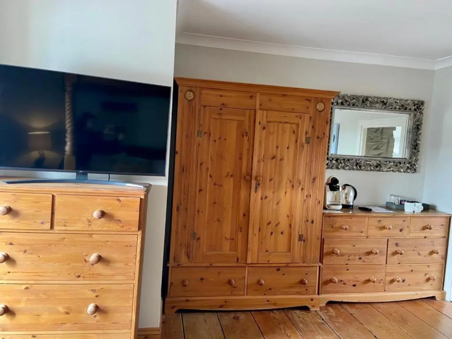 Jabajak Vineyard Restaurant With Rooms