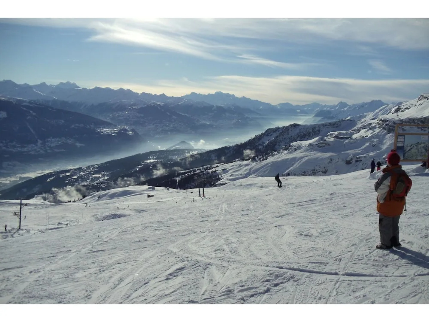 Beautifully Situated House With a View of the Mountain World