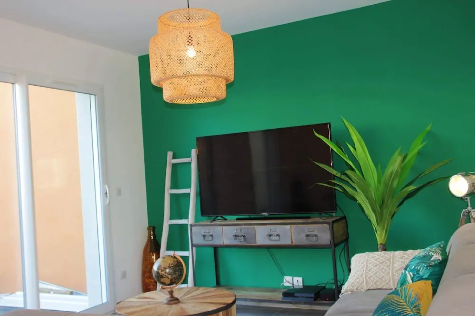 House with 2 Bedrooms in Graveson, with Enclosed Garden And Wifi