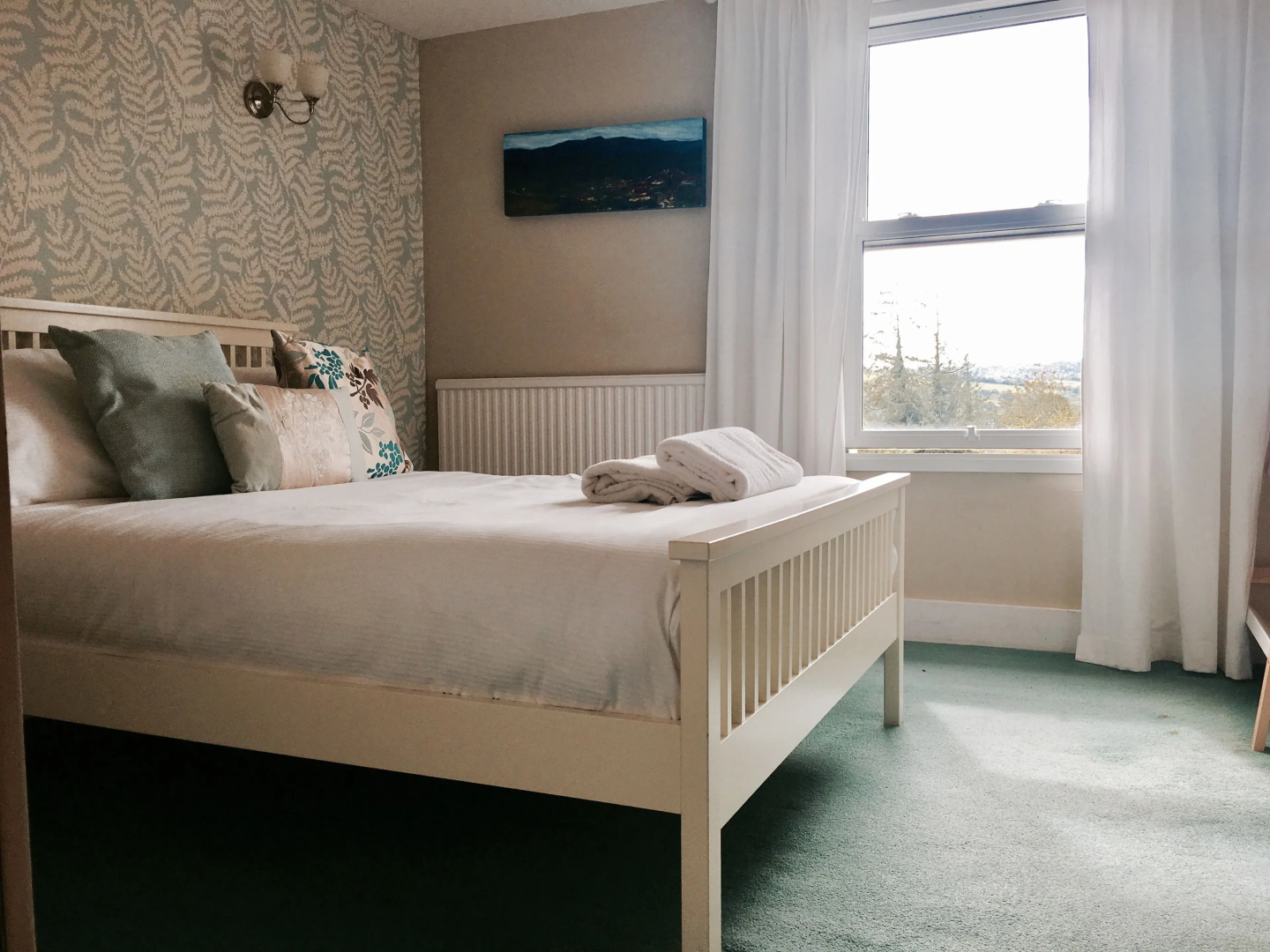 Morleys Bistro | By Huluki Sussex Stays
