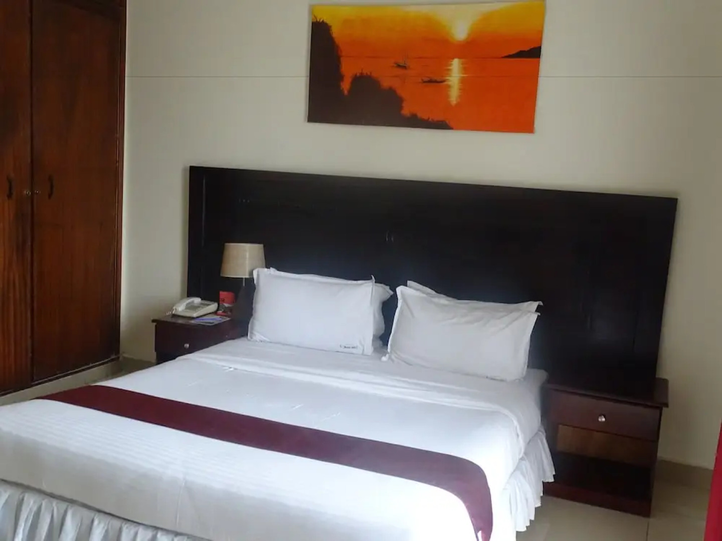 Отель Fairway Hotel & Spa