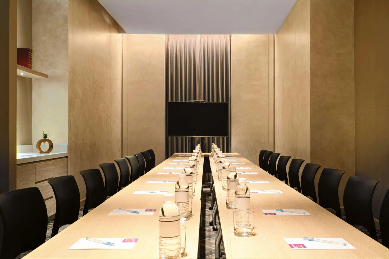 Hyatt Place Bangkok Sukhumvit 24