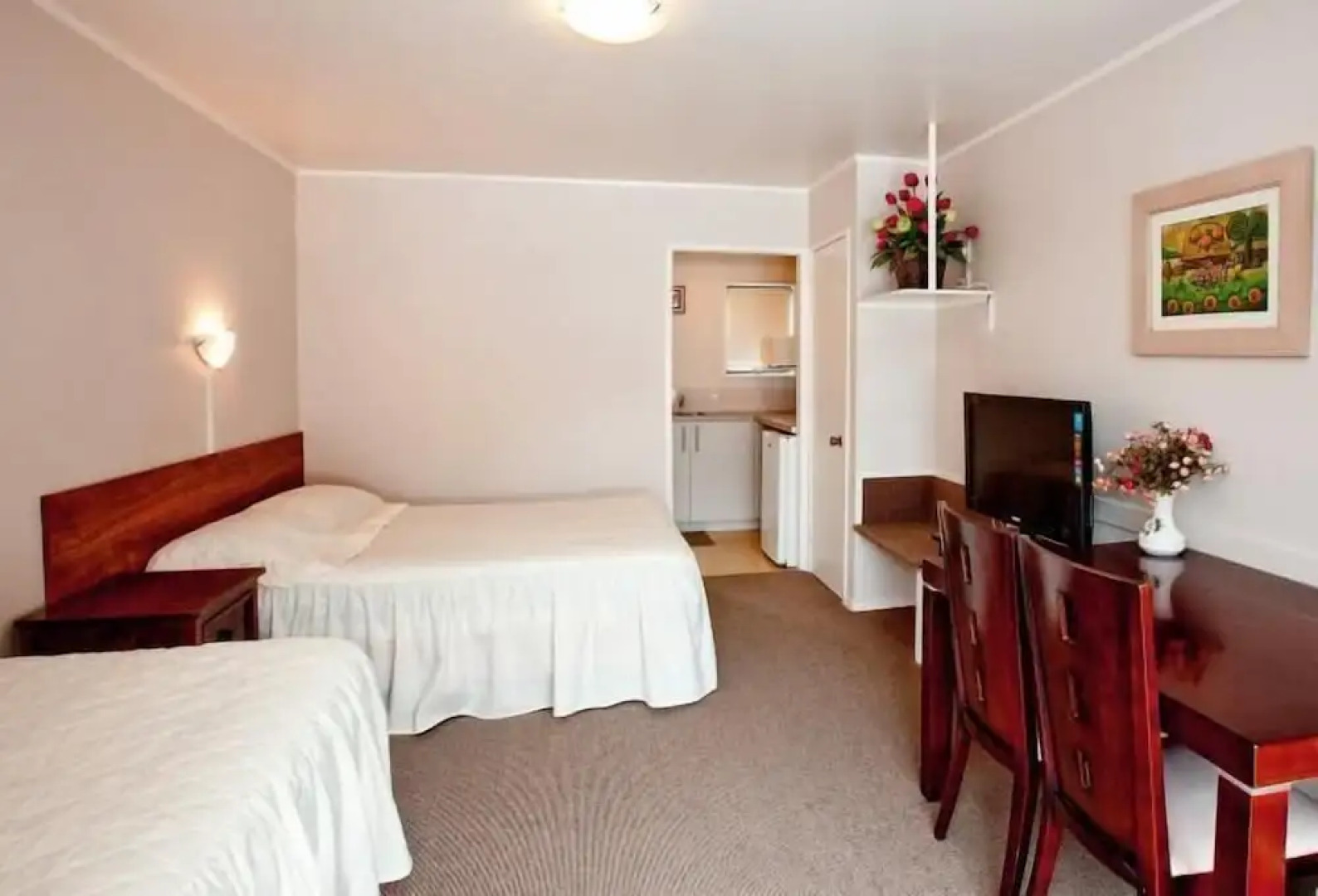 Papakura Monument Motor Lodge