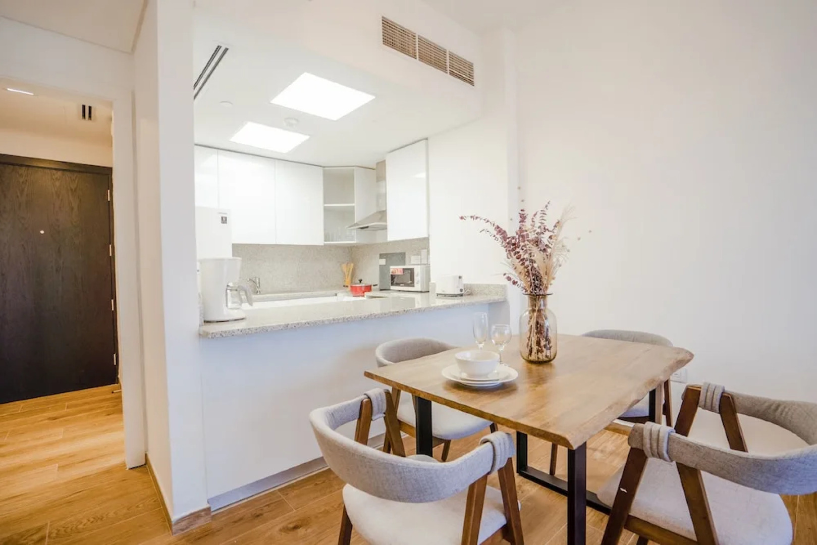 Nasma Luxury Stays - AYA Building