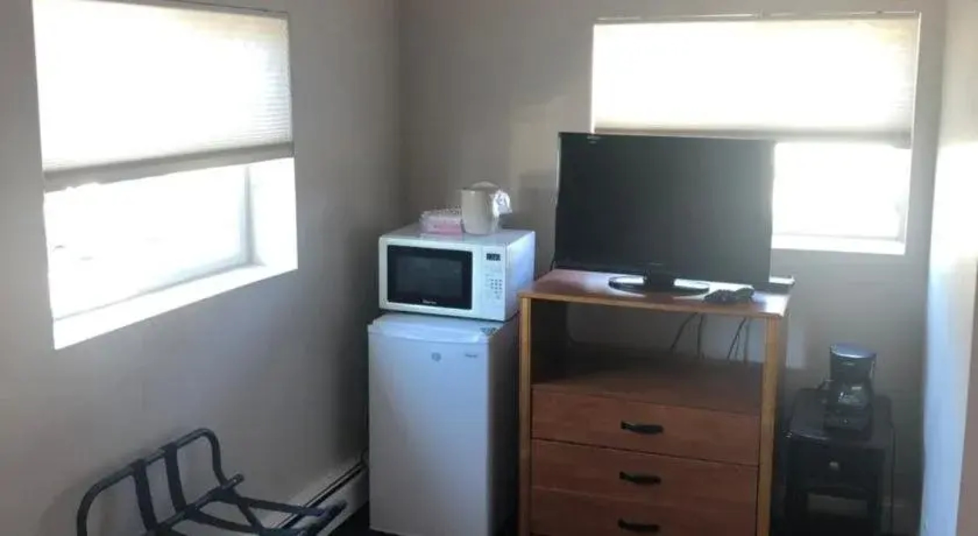 Rally Point Inn And Pub