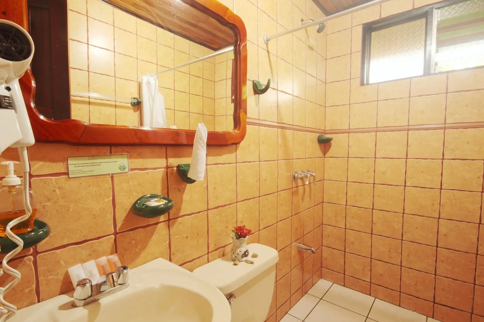 Arenal Waterfall Lodge