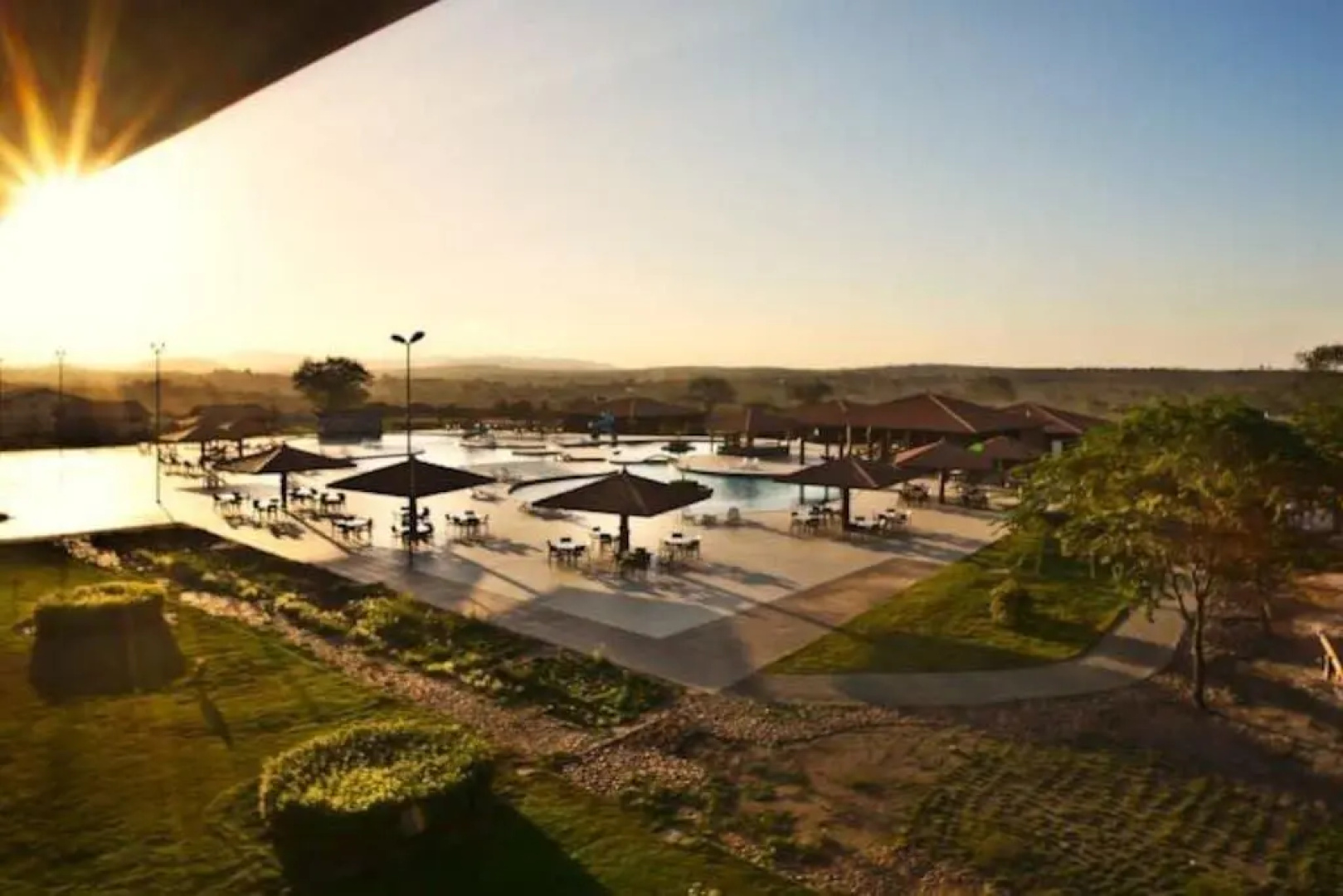 Flat térreo com duas suítes (até 8 pessoas) no Canarius Resort em Gravatá