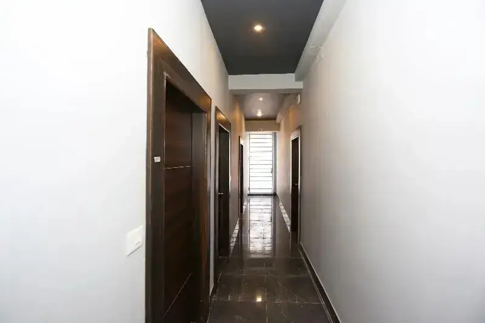 Hotel Bhinna Sakala by OYO Rooms