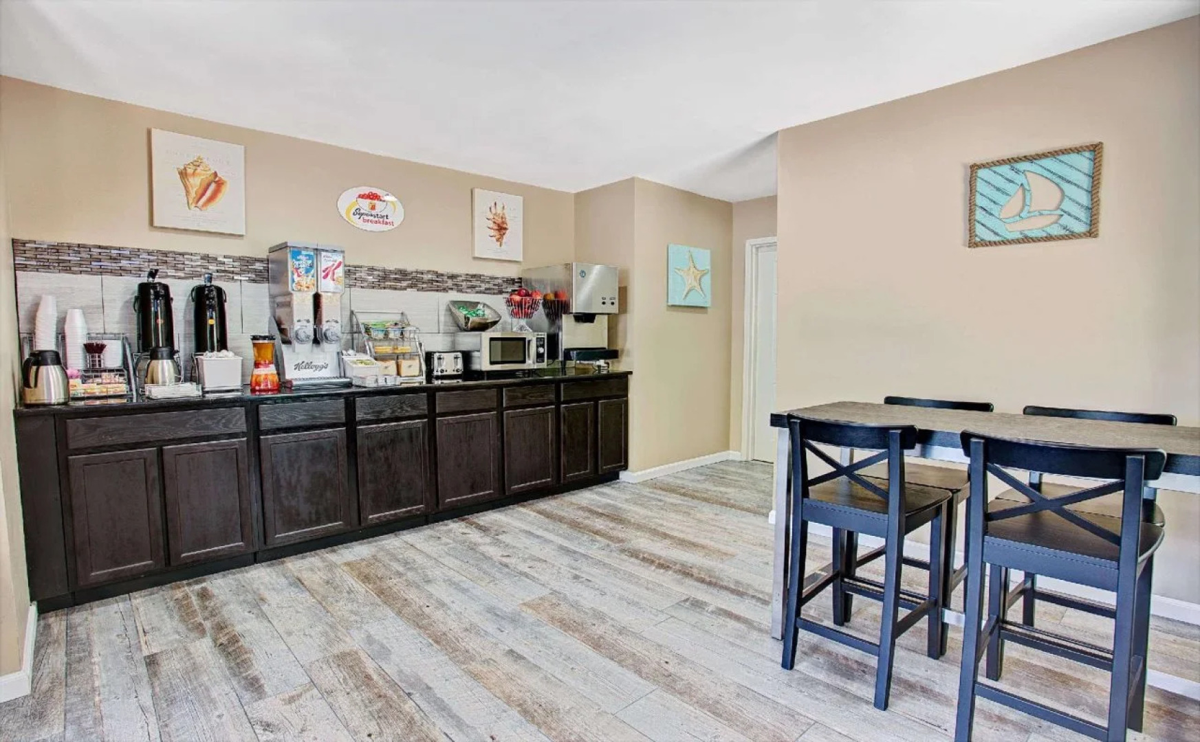 Super 8 By Wyndham Asbury Park