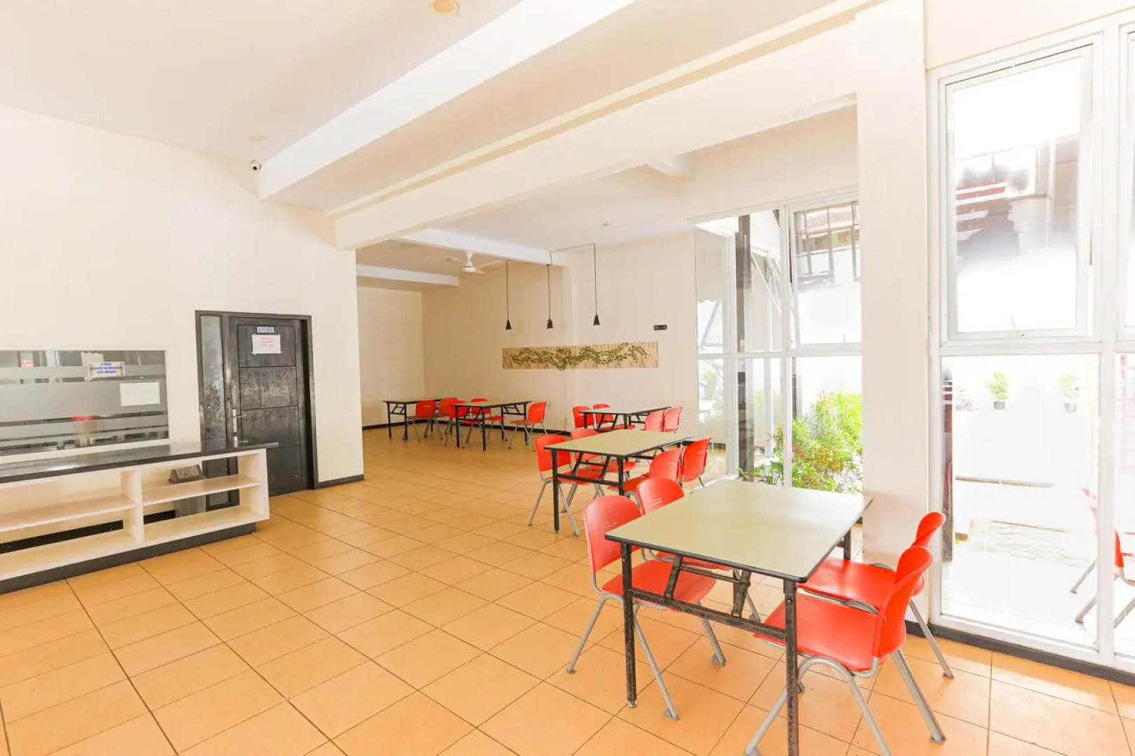 Capital O 1246 Hotel Grand Pacific