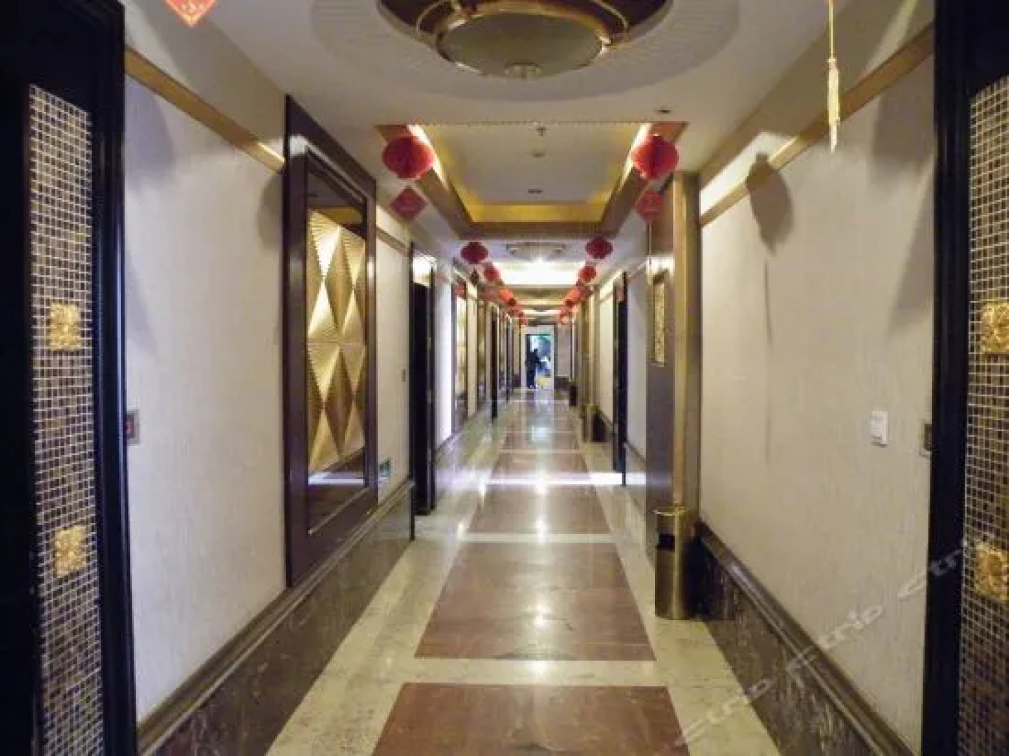 Tianshui Huachen Hotel