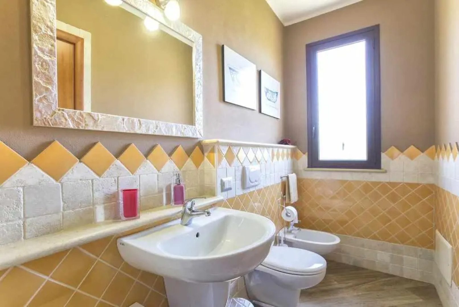 Ad Alghero Splendida Villa Mariposa con piscina per 14 persone