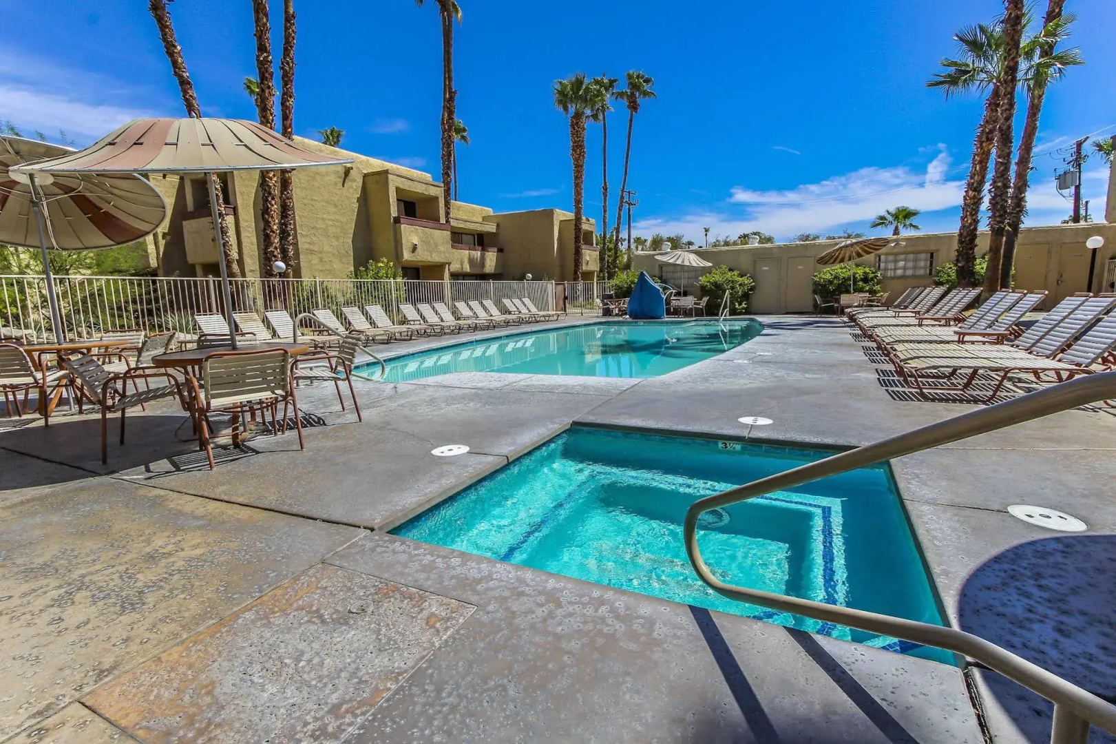 Desert Vacation Villas