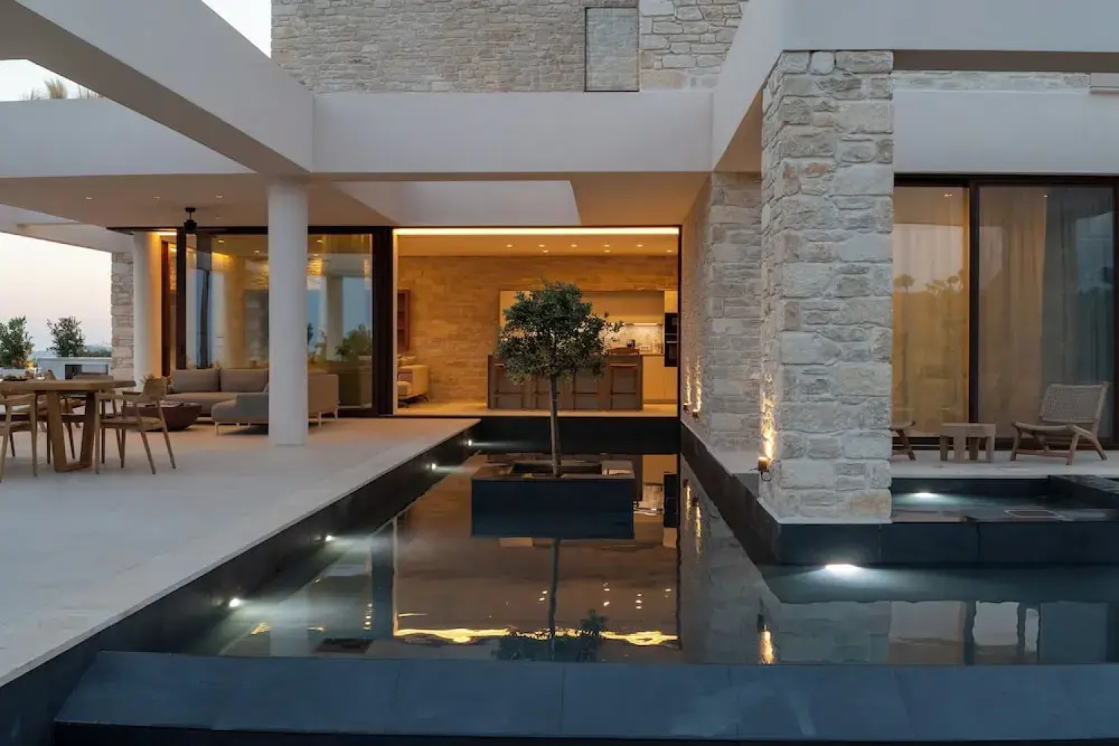 Seanatra Luxury Villas