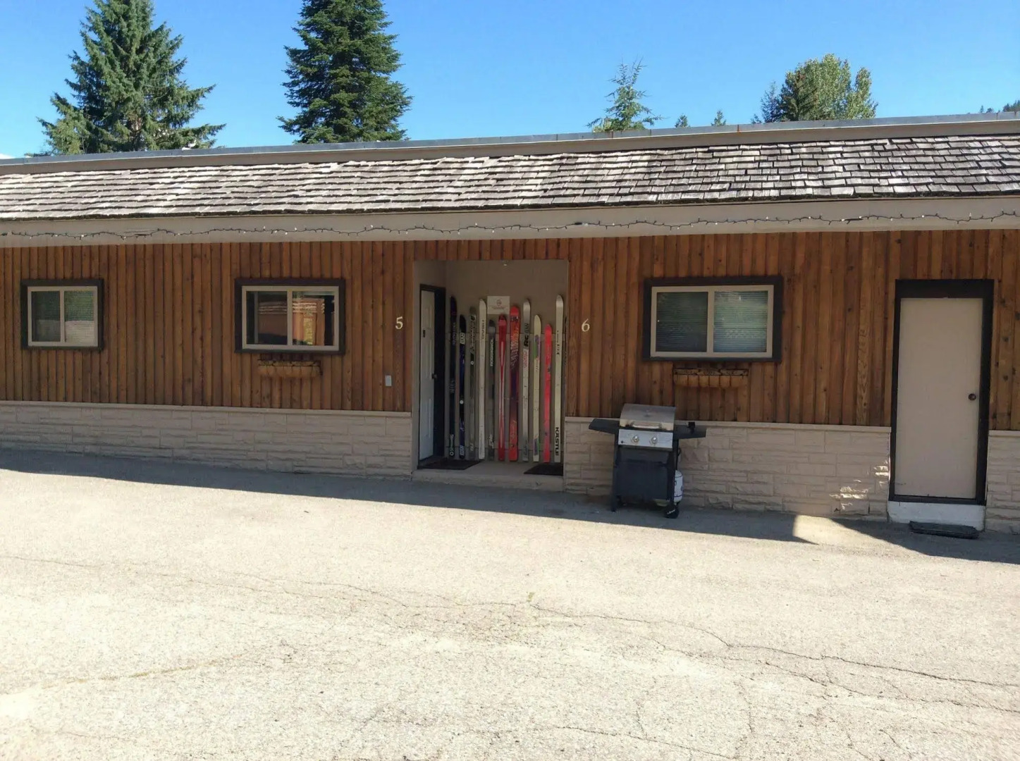 Rossland Motel