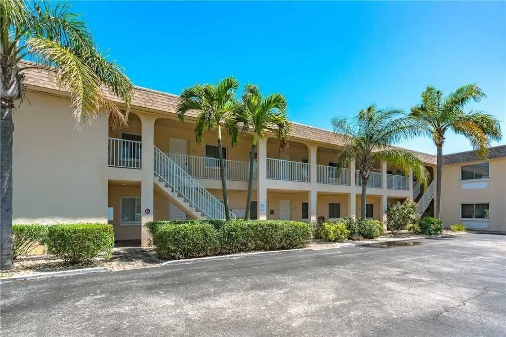 Parkside 15 - Two Bedroom Condo