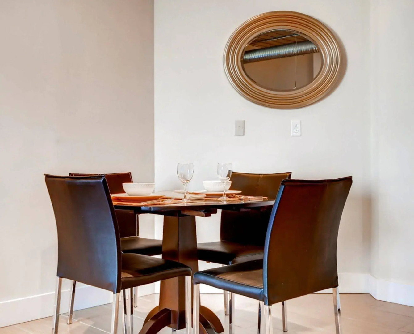 Global Luxury Suites at Castro Street