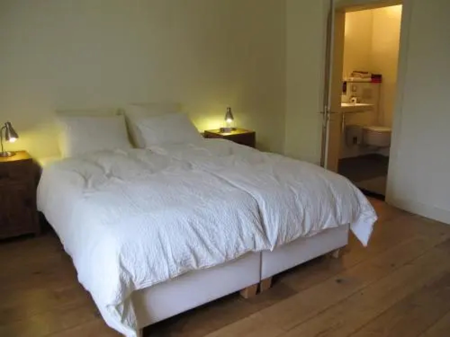 Bed and Breakfast Allure